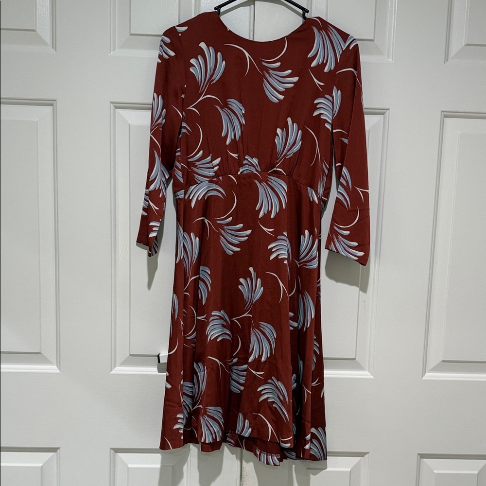 Women’s Red Floral-Print Long Sleeve Dress size 4 petite